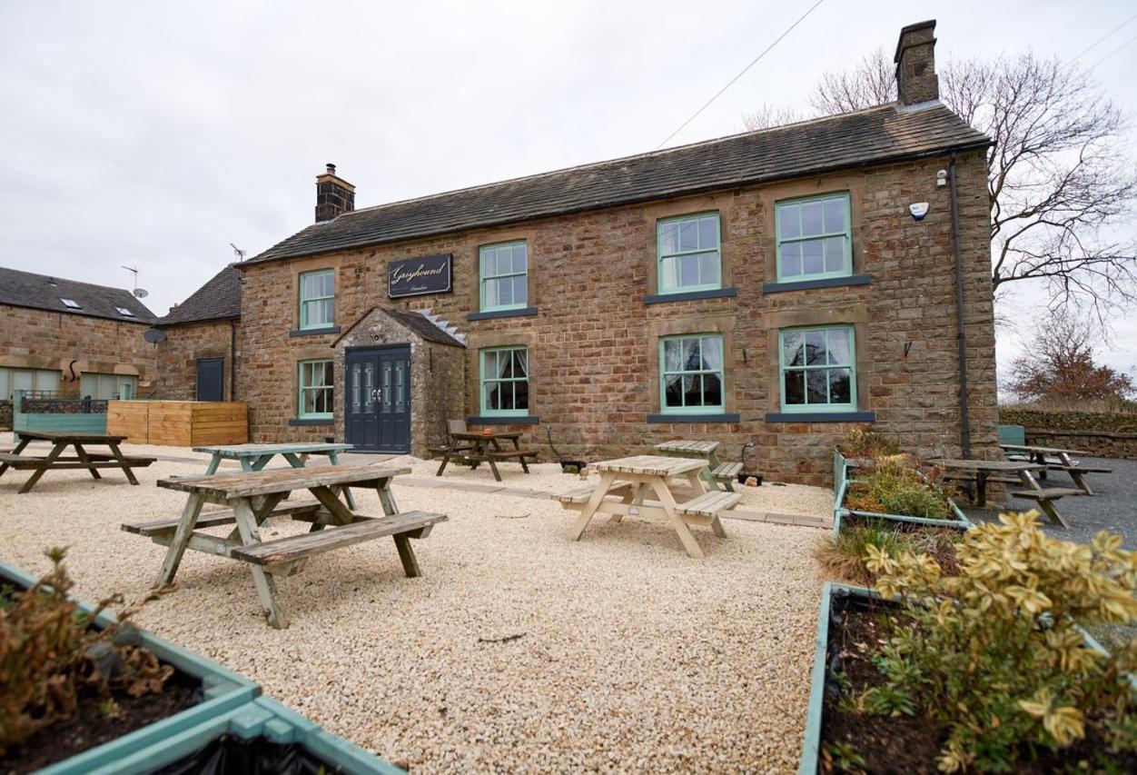 Peak District, The Greyhound Inn, Warslow Circa 1750 Exteriör bild