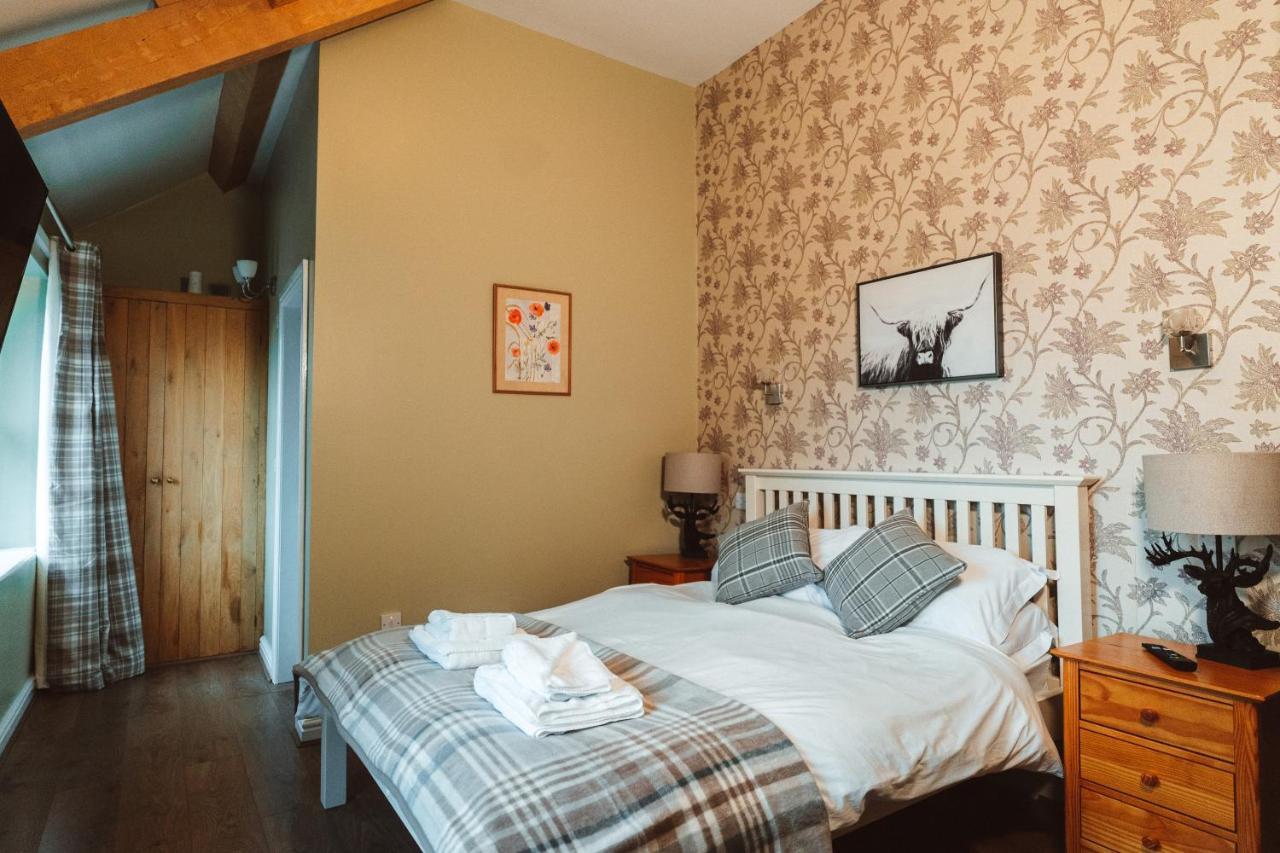 The Greyhound Inn Warslow Exteriör bild
